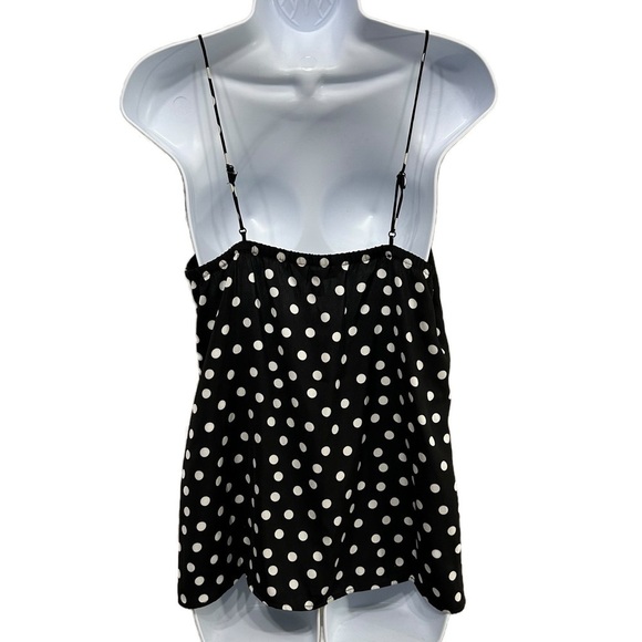 Banana Republic Dot Camisole V neck Adjustable straps Elastic at back neckline. - Picture 4 of 6